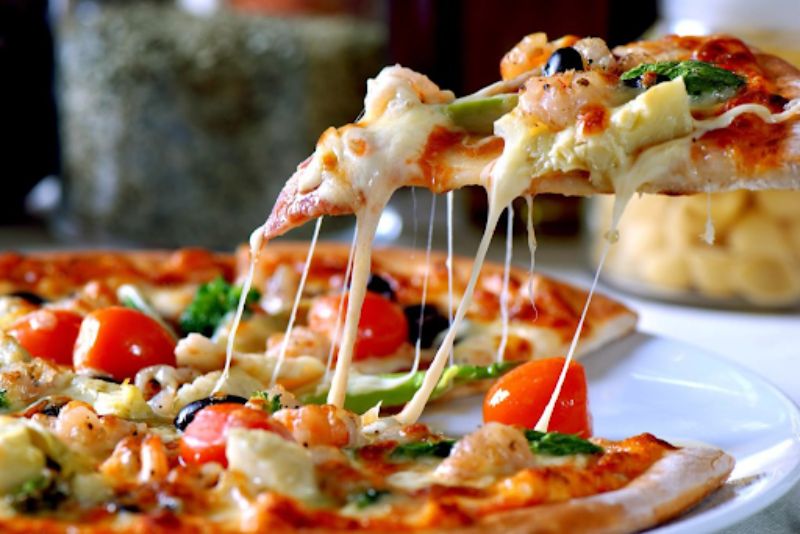 Những món ăn trứ danh khắp châu lục cùng pizza