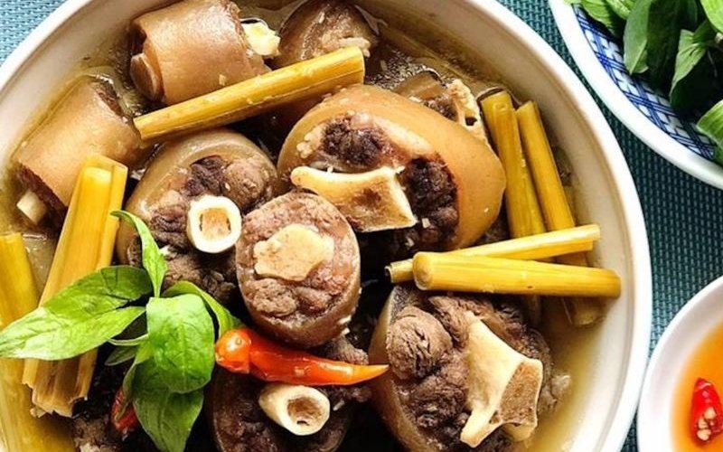 Nhậu nhẹt thả ga với đuôi bò hầm bia