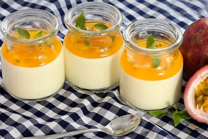 Panna cotta món ngọt Ý nổi bật trong thực đơn tráng miệng Âu