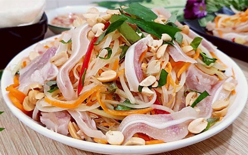 3 cách làm nộm đu đủ giòn ngon, không bị thâm hay mềm nhũn 4 Cách chế biến món nộm đu đủ tai heo