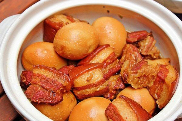 Chia sẻ cách nấu thịt kho tàu không cần nước dừa vẫn ngon 10 Tại sao nấu thịt kho tàu không cần nước dừa bị khô?